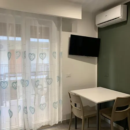 Tritone B&B 코릴리아노칼라브로