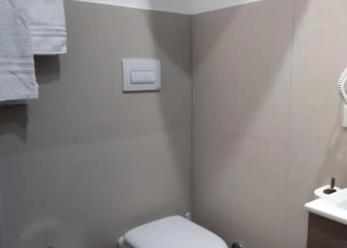 Alojamento de Acomodação e Pequeno-almoço Tritone