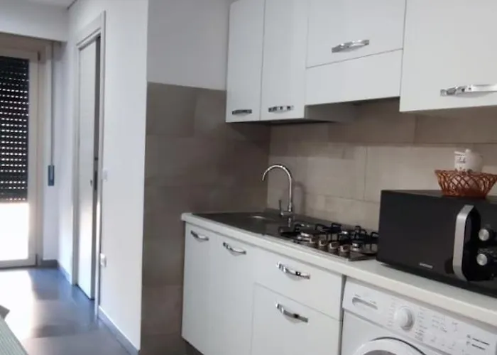 Tritone Alojamento de Acomodação e Pequeno-almoço 3*